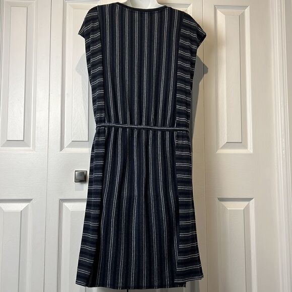 Lucky Brand Navy and White Cap Sleeve Dress Size M - Picture 7 of 13